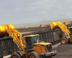 全國起重吊裝搬運(yùn)行業(yè)頂級盛事在十堰舉行